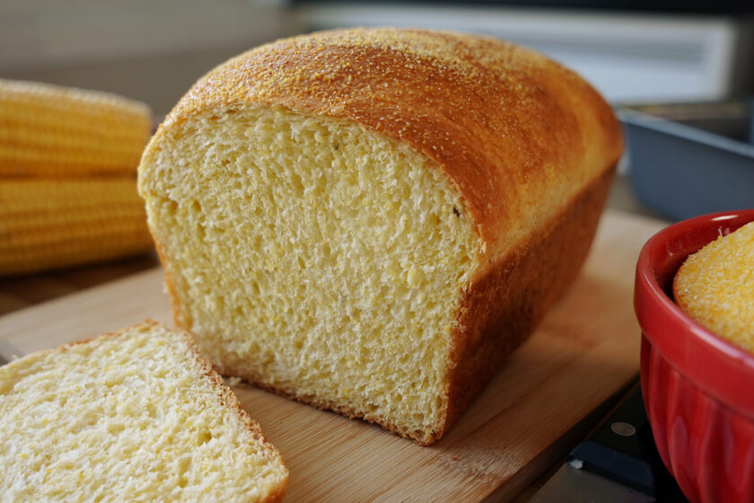 Receita de Pão de Milho de Forma