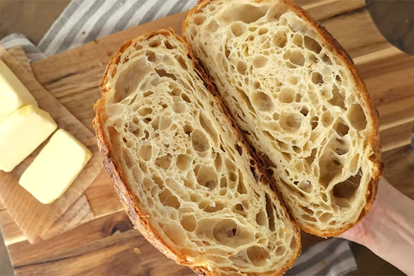 sourdough-croissant